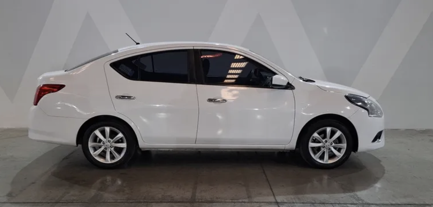 Nissan Versa